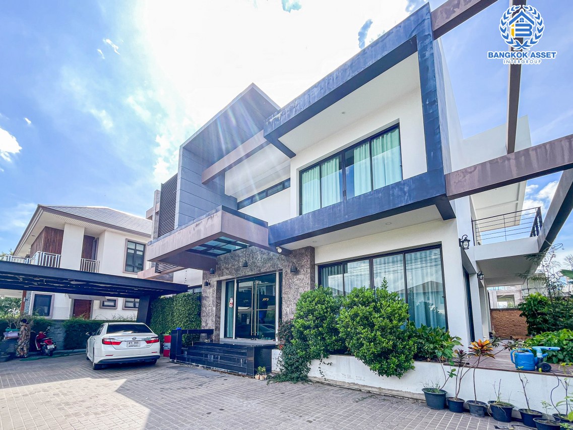 *****บ้านเดี่ยวมือสอง ม.บุษราคัมเรสซิเดนซ์ พุทธมณฑลสาย3 เนื้อที่กว้าง 119.20 ตร.ว. ฟังก์ชัน 5 ห้องนอน 3 ห้องน้ำ 4 ที่จอดรถ พื้นที่กว้างขวาง ภายในสภาพสวยงาม ตกแต่งสไตล์โมเดิน บนทำเลดี เชื่อมต่อถนนพุทธมณฑลสาย3, ถนนสิรินธร, ถนนศาลาธรรมสพน์, ถนนกาญจนาภิเษก และจุดขึ้นทางด่วน "ศรีรัช"