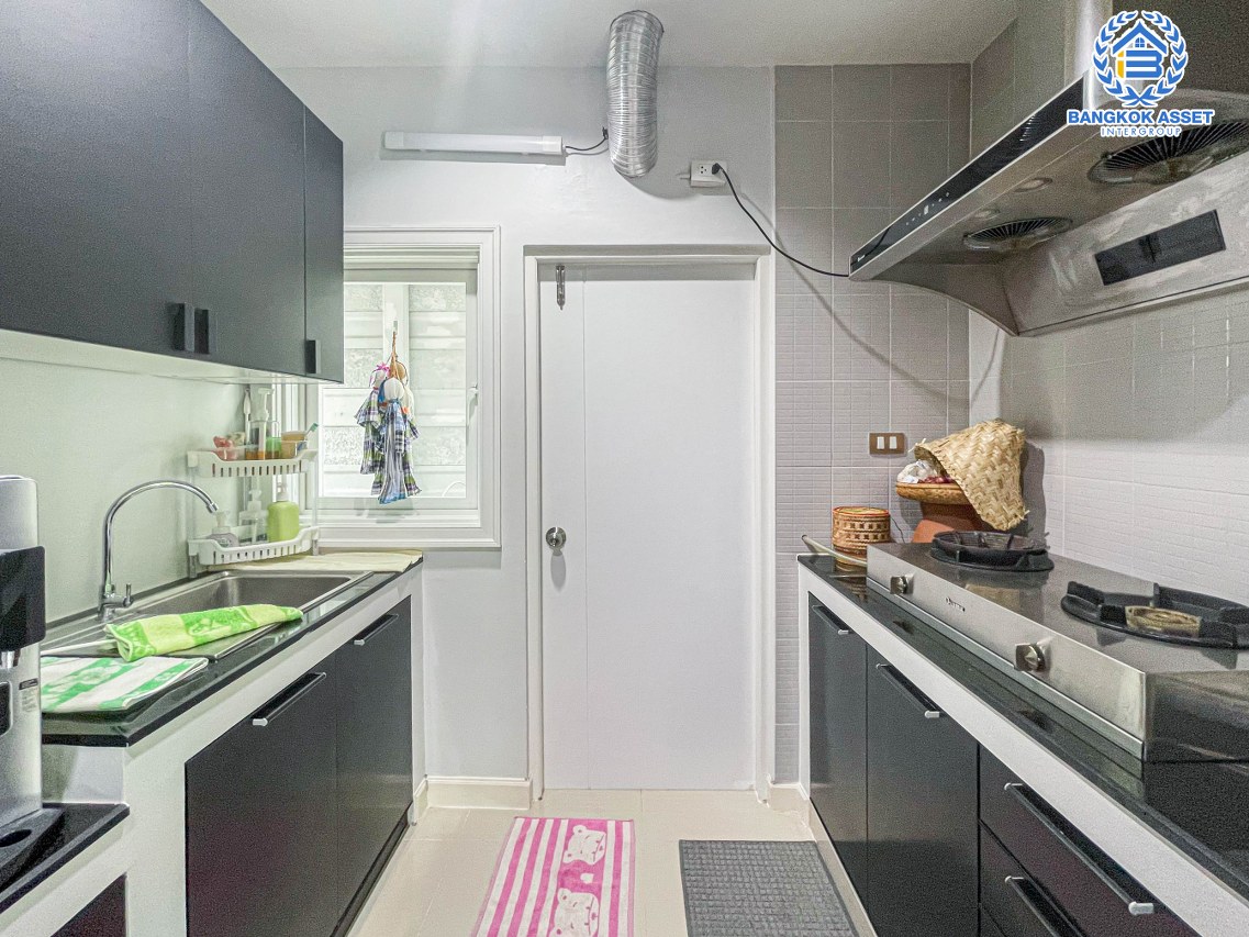 *****บ้านเดี่ยวมือสองนนทบุรี ม.เดอะซิตี้ รัตนาธิเบศร์-บางใหญ่ เนื้อที่สุดคุ้มกว้าง 57.3 ตร.ว สไตล์โมเดิร์น พร้อมด้วยฟังก์ชัน 4 ห้องนอน 3 ห้องน้ำ 2 ที่จอดรถ พิเศษแถมฟรี! เครื่องปรับอากาศ 5 เครื่อง ระบบรักษาความปลอดภัยครบครัน ใกล้ห้าง "เซ็นทรัลเวสเกต" และโครงการรถไฟฟ้าสีม่วง "สถานีคลองบางไผ่"