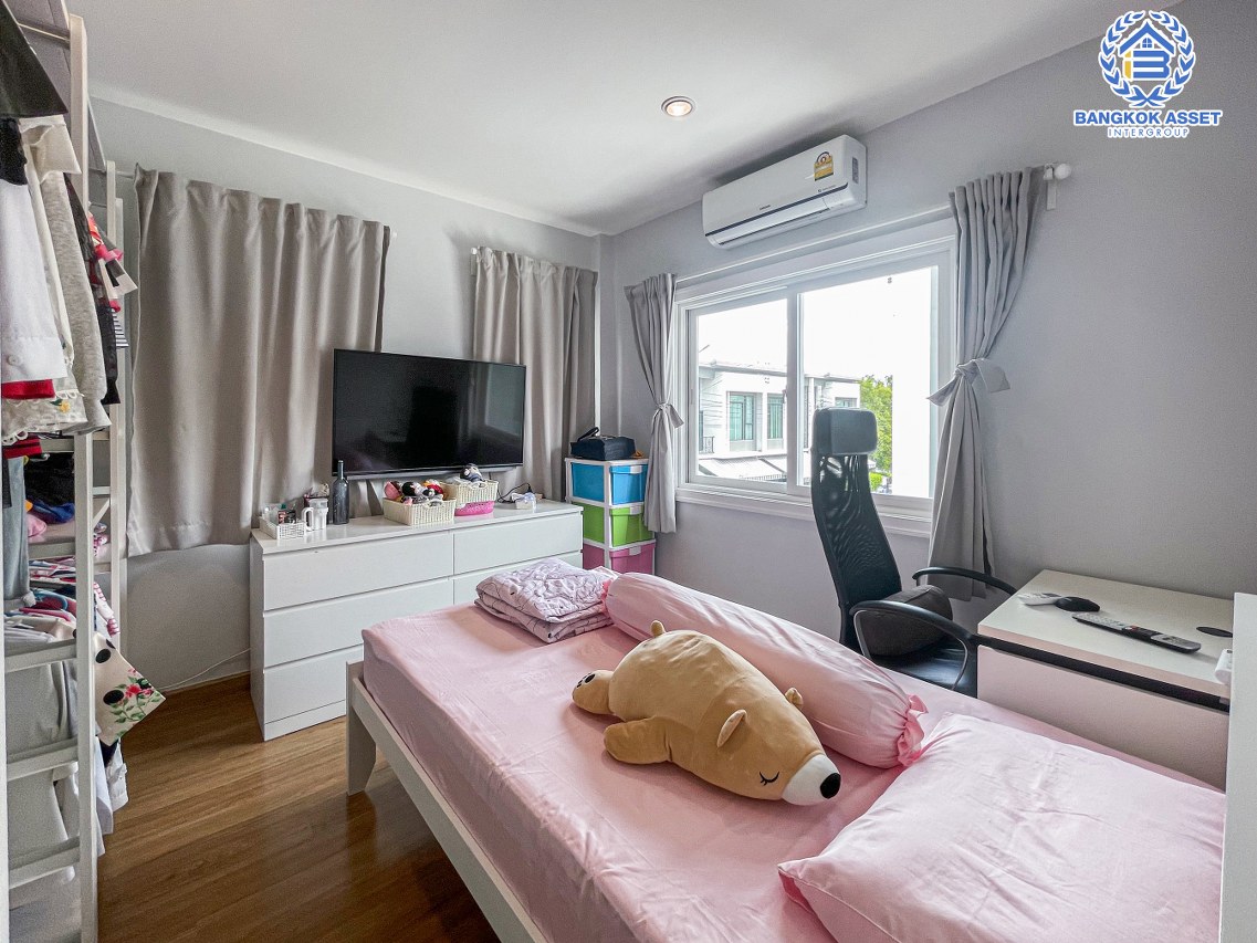 *****บ้านเดี่ยวมือสองนนทบุรี ม.เดอะซิตี้ รัตนาธิเบศร์-บางใหญ่ เนื้อที่สุดคุ้มกว้าง 57.3 ตร.ว สไตล์โมเดิร์น พร้อมด้วยฟังก์ชัน 4 ห้องนอน 3 ห้องน้ำ 2 ที่จอดรถ พิเศษแถมฟรี! เครื่องปรับอากาศ 5 เครื่อง ระบบรักษาความปลอดภัยครบครัน ใกล้ห้าง "เซ็นทรัลเวสเกต" และโครงการรถไฟฟ้าสีม่วง "สถานีคลองบางไผ่"