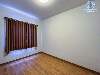 *****ทาวน์เฮาส์มือสองนนทบุรี ม.เดอะคัลเลอร์ กาญจนาภิเษก-ราชพฤกษ์ เนื้อที่ 26.2 ตร.ว หลังมุม ร่วมกับฟังก์ชัน 3 ห้องนอน 2 ห้องน้ำ 1 ที่จอดรถ ฟรีพร้อมเครื่องปรับอากาศและเครื่องทำน้ำอุ่น บนทำเลดี สภาพแวดล้อมสวยและสงบ โครงการใกล้โรงพยาบาล เชื่อมต่อถนนบางกรวย-ไทรน้อย จองเลย!