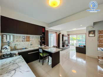 *****ทาวน์เฮาส์มือสองนนทบุรี ม.เดอะคัลเลอร์ กาญจนาภิเษก-ราชพฤกษ์ เนื้อที่ 26.2 ตร.ว หลังมุม ร่วมกับฟังก์ชัน 3 ห้องนอน 2 ห้องน้ำ 1 ที่จอดรถ ฟรีพร้อมเครื่องปรับอากาศและเครื่องทำน้ำอุ่น บนทำเลดี สภาพแวดล้อมสวยและสงบ โครงการใกล้โรงพยาบาล เชื่อมต่อถนนบางกรวย-ไทรน้อย จองเลย!