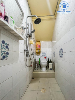 *****ทาวน์เฮ้าส์มือสอง ม.ภัทรนิเวศน์4 รัชดาภิเษก หลังมุม เนื้อที่กว้าง 18.40 ตร.ว. ฟังก์ชัน 3 ห้องนอน 2 ห้องน้ำ 1 ที่จอดรถ สภาพภายในสวย พร้อมเข้าอยู่ ตั้งบนทำเลเดินทางง่าย เชื่อมต่อถนนวงศ์สว่าง ใกล้รถไฟฟ้าสายสีม่วง "วงศ์สว่าง" และจุดขึ้นทางด่วน "ศรีรัช"