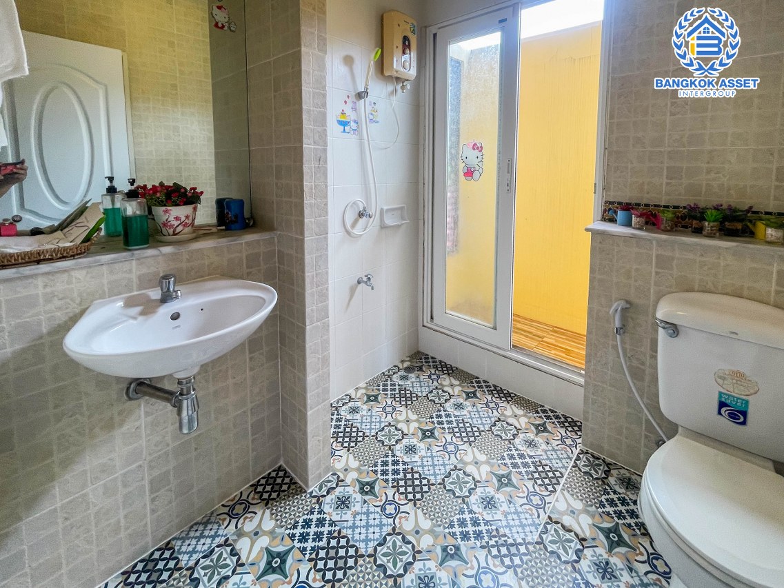 บ้านเดี่ยวมือสองนนทบุรี ม.เพอร์เฟคเพลส รัตนาธิเบศร์ เนื้อที่สูงสุดเกือบ 56 ตร.ว พร้อมฟังก์ชัน 3 ห้องนอน 2 ห้องน้ำ 1 ที่จอดรถ พิเศษฟรี! 1 เครื่องปรับอากาศ มีระบบรักษาความปลอดภัย เชื่อมต่อถนนรัตนาธิเบศร์, ถนนราชพฤกษ์ ใกล้โครงการรถไฟฟ้าสีม่วง "สถานีไทรม้า"