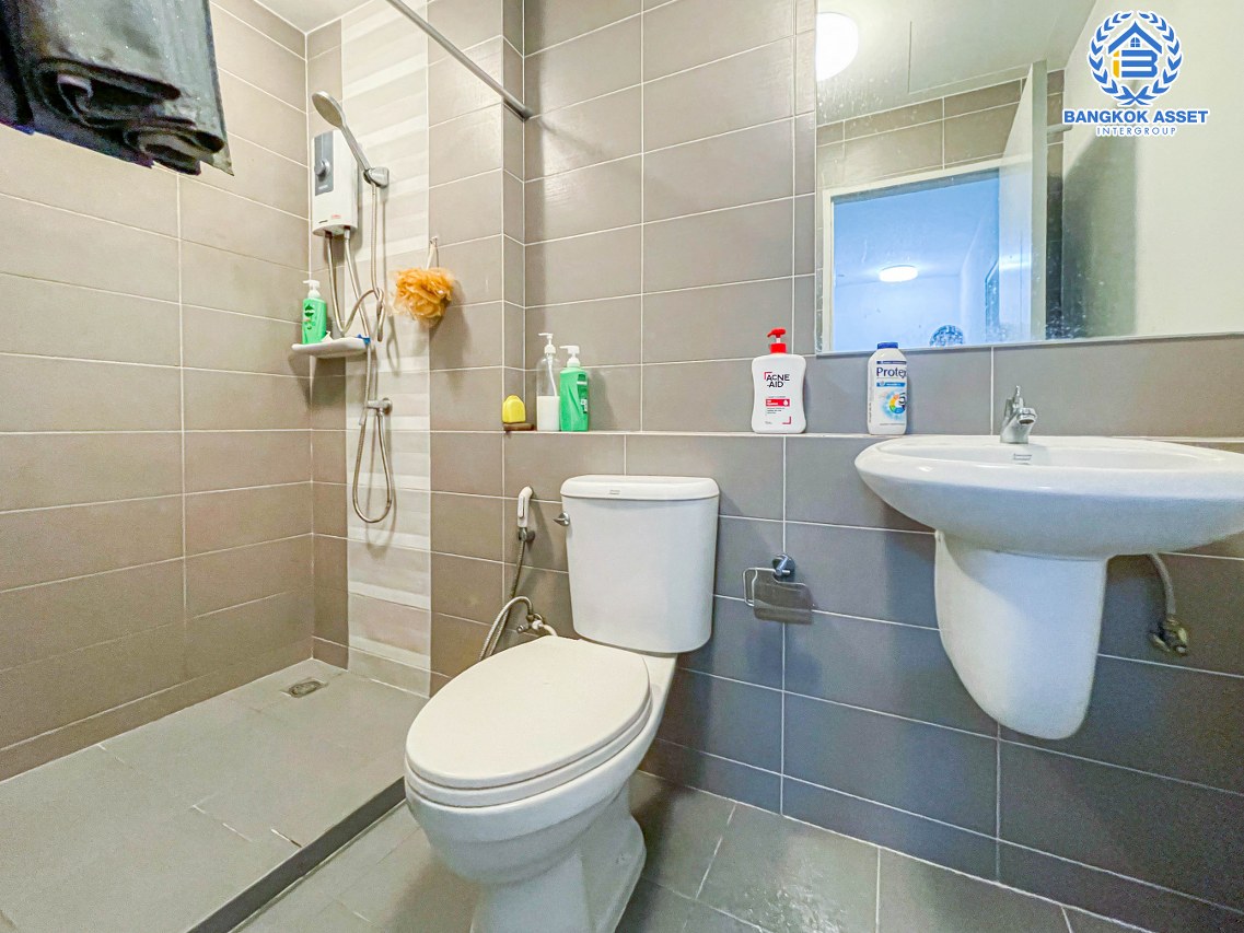 *****ทาวน์เฮาส์มือสองนนทบุรี ม.พลีโน่ ราชพฤกษ์-รัตนาธิเบศร์ เนื้อที่ 18.9 ตร.ว กับฟังก์ชัน 3 ห้องนอน 2 ห้องน้ำ 2 ที่จอดรถ  บ้านสวยสภาพดีแถมเฟอร์นิเจอร์ ทำเลดีหันหน้าไม่ชนบ้านอื่น เข้า-ออกได้หลายเส้นทาง ใกล้โครงการรถไฟฟ้าสายสีม่วง "สถานีบางพลู" และทางด่วน "ศรีรัช-วงแหวนรอบนอก"