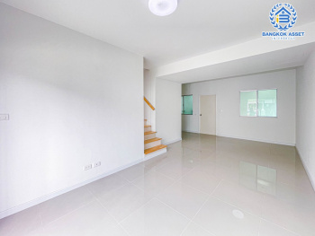 *****ทาวน์เฮ้าส์มือสองปทุมธานี หมู่บ้าน พฤกษา110 แจ้งวัฒนะ-ราชพฤกษ์ หลังมุม เนื้อที่กว้าง 21.50 ตร.ว. ฟังก์ชัน 3 ห้องนอน 2 ห้องน้ำ 1 ที่จอดรถ พื้นที่ใช้สอยกว้างขวาง มาพร้อมกับราคาเบา ๆ คุ้มที่สุดในโครงการ! ตั้งบนทำเลดี เชื่อมต่อถนนชัยพฤกษ์, ถนนแจ้งวัฒนะ, ถนนติวานนท์ ใกล้จุดขึ้นทางด่วน "ศรีสมาน"