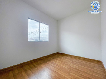 *****ทาวน์เฮ้าส์มือสองปทุมธานี หมู่บ้าน พฤกษา110 แจ้งวัฒนะ-ราชพฤกษ์ หลังมุม เนื้อที่กว้าง 21.50 ตร.ว. ฟังก์ชัน 3 ห้องนอน 2 ห้องน้ำ 1 ที่จอดรถ พื้นที่ใช้สอยกว้างขวาง มาพร้อมกับราคาเบา ๆ คุ้มที่สุดในโครงการ! ตั้งบนทำเลดี เชื่อมต่อถนนชัยพฤกษ์, ถนนแจ้งวัฒนะ, ถนนติวานนท์ ใกล้จุดขึ้นทางด่วน "ศรีสมาน"