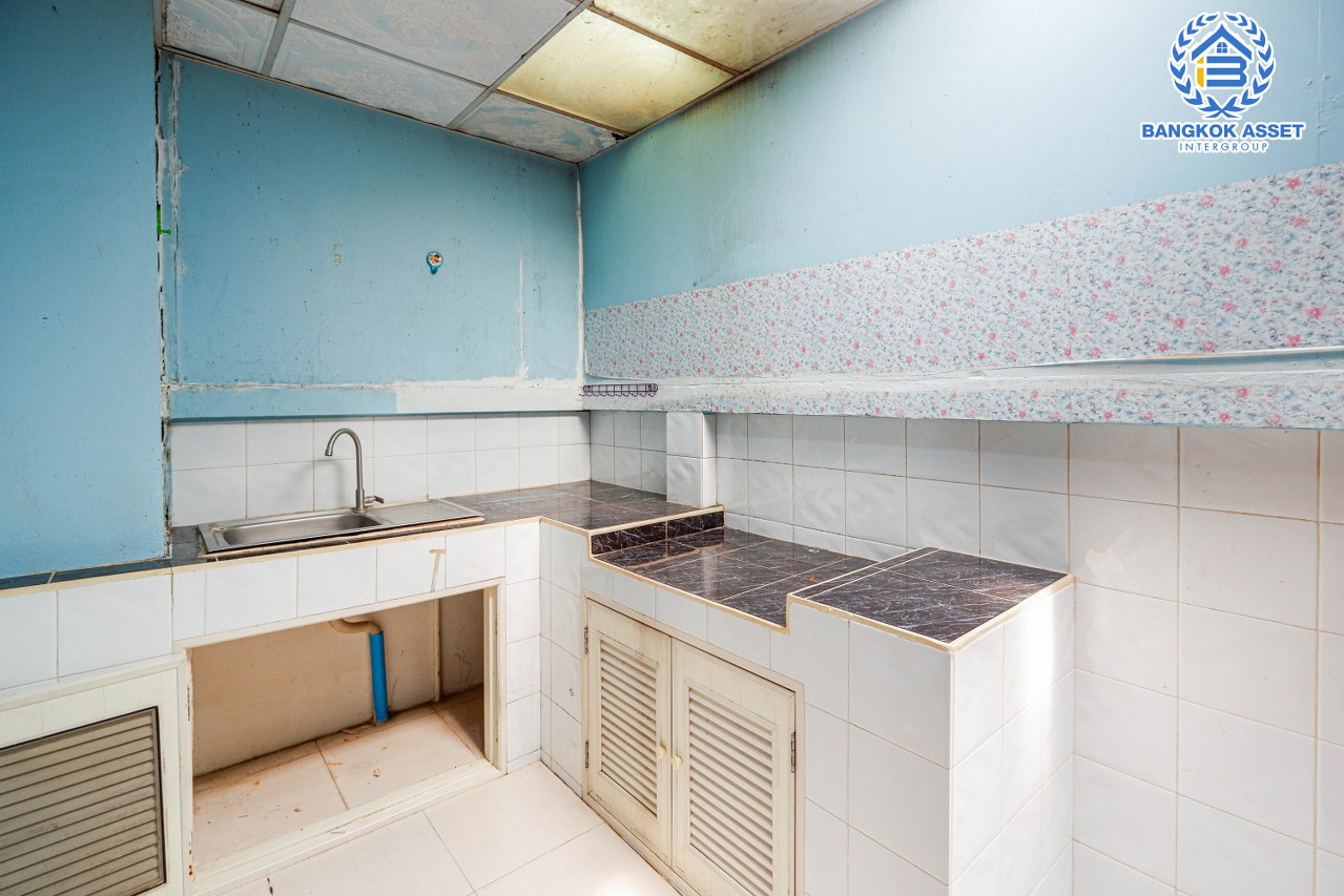 *****ทาวน์เฮ้าส์มือสองนนทบุรี ม.ทิพย์พิมานการ์เด้น บ้านกล้วย-ไทรน้อย เนื้อที่ 18 ตร.ว. ฟังก์ชัน 3 ห้องนอน 2 ห้องน้ำ บ้านสภาพดี น่าอยู่อาศัย บนทำเลดี เชื่อมต่อหลายเส้นทาง ใกล้เซ็นทรัลเวสต์เกต และรถไฟฟ้าสายสีม่วง "สถานีคลองบางไผ่"...