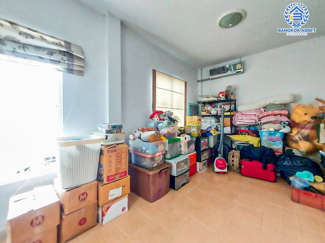 *****ทาวน์เฮ้าส์มือสองปทุมธานี ม.บ้านฟ้ารังสิต ลำลูกกา-คลอง7 เนื้อที่กว้าง 18.7 ตร.ว. ฟังก์ชัน 3 ห้องนอน 2 ห้องน้ำ 1 ที่จอดรถ แถมฟรี! 3 เครื่องปรับอากาศ, 1 เครื่องทำน้ำอุ่น ฯลฯ บนทำเลดี เชื่อมต่อถ.ลำลูกกา, ถ.กาญจนาภิเษก และทางด่วน