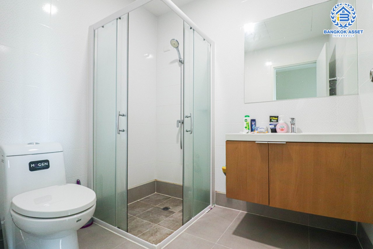 *****ทาวน์เฮ้าส์มือสอง ม.พาทิโอ วิภาวดี-สรงประภา เนื้อที่กว้าง 19.60 ตร.ว. ฟังก์ชัน 4 ห้องนอน 3 ห้องน้ำ 2 ที่จอดรถ บ้านสภาพสวยทำเลดี เชื่อมต่อถนนสรงประภา, ถนนแจ้งวัฒนะ, ถนนวิภาวดีรังสิต ใกล้รถไฟฟ้าสายสีแดง "สถานีดอนเมือง" และจุดขึ้นทางด่วน "ดอนเมือง"