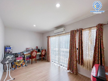 *****ทาวน์โฮมมือสองกรุงเทพฯ ม.บ้านกลางเมือง พระราม9-อ่อนนุช เนื้อที่ 18.1 ตร.ว. ฟังก์ชัน 3 ห้องนอน 3 ห้องน้ำ 2 ที่จอดรถ บนทำเลใกล้สนามบินสุวรรณภูมิ, รถไฟฟ้าสายแอร์พอร์ต เรล ลิงค์ "สถานีบ้านทับช้าง" และทางด่วน "มอเตอร์เวย์ ชลบุรี"