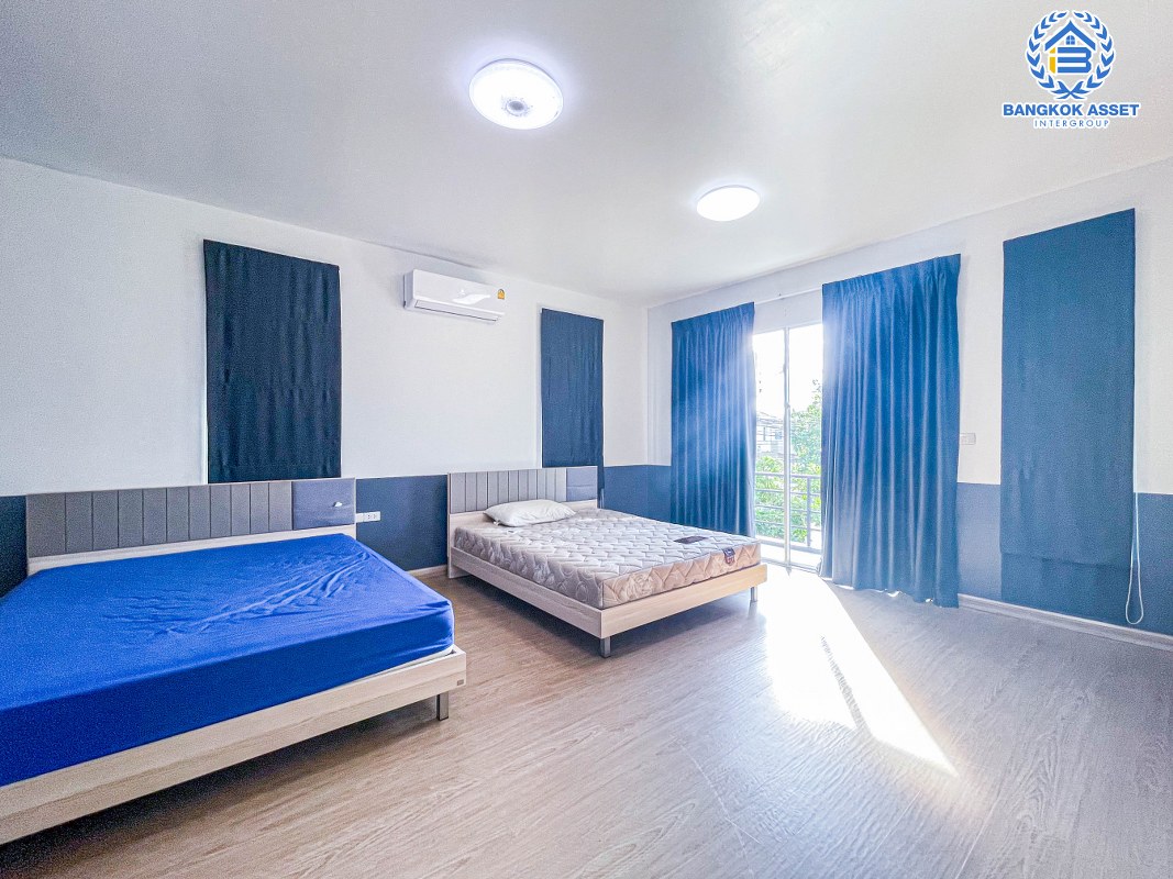 บ้านเดี่ยวมือสองปทุมธานี ม.ฮาบิเทีย ราชพฤกษ์-345 เนื้อที่กว้างสุดคุ้ม 60.2 ตร.ว บ้านสวยพร้อมอยู่ หลังมุม กับฟังก์ชัน 4 ห้องนอน 4 ห้องน้ำ 2 ที่จอดรถ มีระบบรักษาความปลอดภัยเพียบพร้อม ทำเลใกล้ถนนใหญ่ เชื่อมต่อถนนสะพานนนทบุรี-บางบัวทอง, ถนนราชพฤกษ์ พร้อมขายแล้ว!