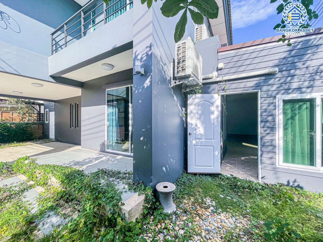 บ้านเดี่ยวมือสองปทุมธานี ม.ฮาบิเทีย ราชพฤกษ์-345 เนื้อที่กว้างสุดคุ้ม 60.2 ตร.ว บ้านสวยพร้อมอยู่ หลังมุม กับฟังก์ชัน 4 ห้องนอน 4 ห้องน้ำ 2 ที่จอดรถ มีระบบรักษาความปลอดภัยเพียบพร้อม ทำเลใกล้ถนนใหญ่ เชื่อมต่อถนนสะพานนนทบุรี-บางบัวทอง, ถนนราชพฤกษ์ พร้อมขายแล้ว!