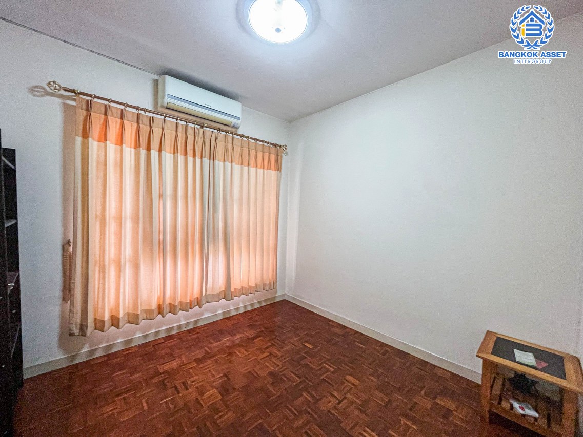 *****ทาวน์เฮ้าส์มือสองนนทบุรี ม.พฤกษา19 วัดลาดปลาดุก เนื้อที่กว้าง 21 ตร.ว. ฟังก์ชัน 3 ห้องนอน 2 ห้องน้ำ 1 ที่จอดรถ สภาพดี พร้อมเข้าอยู่ บนทำเลเดินทางสะดวก เชื่อมต่อถนนกาญจนาภิเษก, ถนนรัตนาธิเบศร์, ถนนราชพฤกษ์ ใกล้จุดขึ้นทางด่วน "กาญจนาภิเษก"