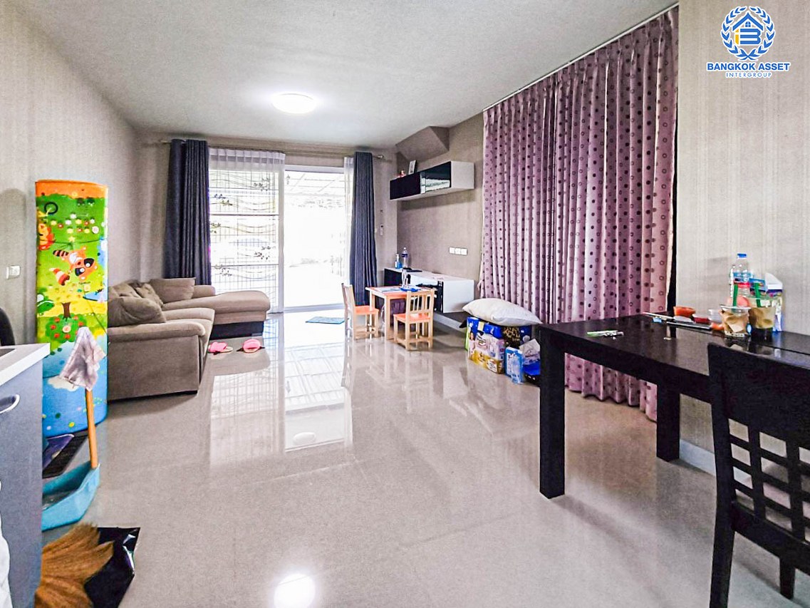 *****ทาวน์เฮ้าส์มือสองนนทบุรี ม.ศุภาลัยพรีโม่ นครอินทร์-พระราม5 เนื้อที่กว้างเกือบ 23 ตร.ว. ฟังก์ชัน 3 ห้องนอน 2 ห้องน้ำ 2 ที่จอดรถ แถมฟรี! 3 เครื่องปรับอากาศ 1 เครื่องทำน้ำอุ่น บนทำเลดี ใกล้รถไฟฟ้าสายสีม่วง "สถานีแยกติวานนท์" และทางด่วน "ศรีรัช"