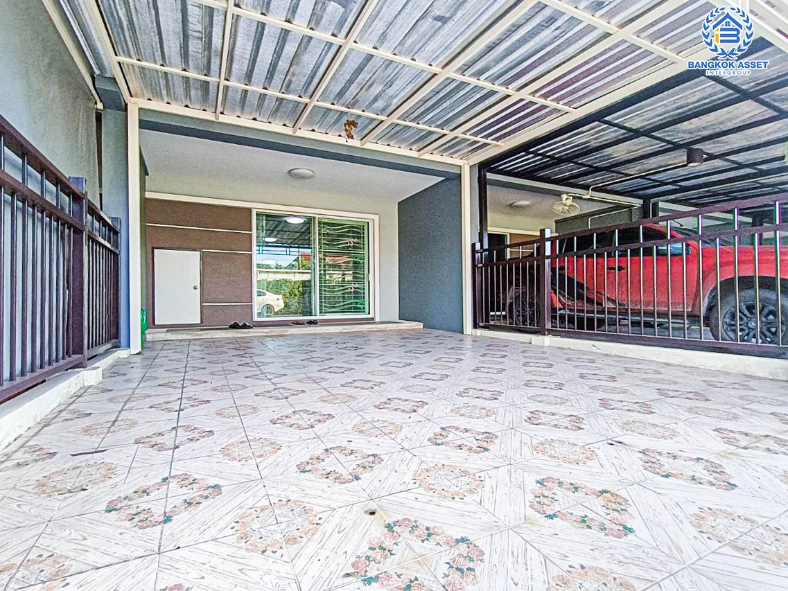 *****ทาวน์เฮ้าส์มือสองนนทบุรี ม.ศุภาลัยพรีโม่ นครอินทร์-พระราม5 เนื้อที่กว้างเกือบ 23 ตร.ว. ฟังก์ชัน 3 ห้องนอน 2 ห้องน้ำ 2 ที่จอดรถ แถมฟรี! 3 เครื่องปรับอากาศ 1 เครื่องทำน้ำอุ่น บนทำเลดี ใกล้รถไฟฟ้าสายสีม่วง "สถานีแยกติวานนท์" และทางด่วน "ศรีรัช"