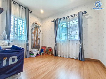 *****บ้านเดี่ยวมือสอง สมุทรปราการ ม.เดอะแพลนท์ เทพารักษ์-บางนา หลังมุม เนื้อที่กว้างเกือบ 63 ตร.ว. ฟังก์ชัน 3 ห้องนอน 2 ห้องน้ำ 2 ที่จอดรถ บ้านสวย พื้นที่กว้างขวาง เชื่อมต่อถนนเทพารักษ์, ถนนศรีนครินทร์, ถนนกิ่งแก้ว ใกล้สนามบินสุวรรณภูมิ และจุดขึ้นทางด่วน "บูรพาวิถี" จองเลย!