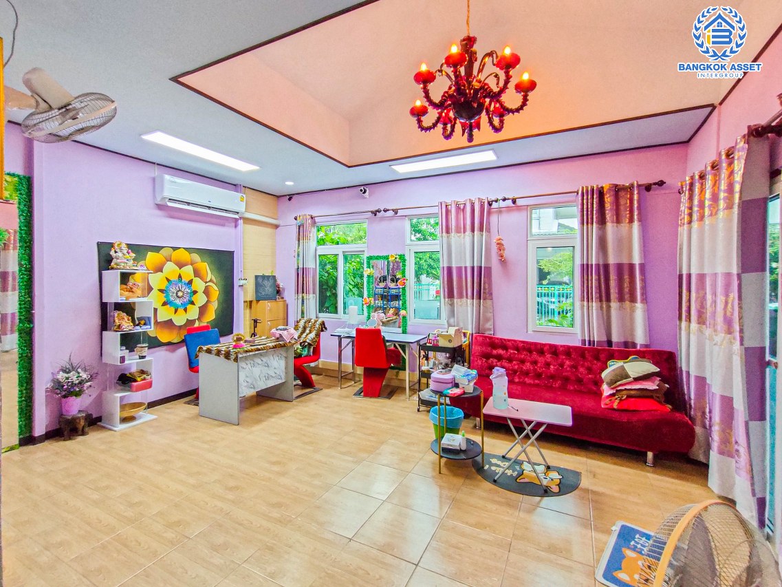 *****บ้านเดี่ยวมือสองกรุงเทพฯ ม.เอื้อประชา นวลจันทร์ เนื้อที่กว้างถึง 50.2 ตร.ว. ฟังก์ชัน 4 ห้องนอน 3 ห้องน้ำ 2 ที่จอดรถ บ้านต่อเติมเต็ม พื้นที่ใช้สอยเยอะ บนทำเลแห่งการเดินทาง เชื่อมต่อถ.นวลจันทร์, ถ.ประดิษฐ์มนูธรรม ใกล้ทางด่วนพิเศษ "ฉลองรัช" ราคาสุดคุ้ม!