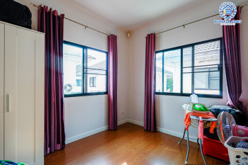 *****บ้านแฝดมือสองนนทบุรี ม.โมดิวิลล่า ปิ่นเกล้า-วงแหวน เนื้อที่กว้างถึง 38 ตร.ว. ฟังก์ชัน 3 ห้องนอน 2 ห้องน้ำ 1 ที่จอดรถ บ้านสภาพสวย บนทำเลดี บนทำเลเดินทางสะดวก เชื่อมต่อ ถ.กาญจนาภิเษก, ถ.บรมราชชนนี, ถ.ศาลายา ใกล้ทางด่วน "ศรีรัช" จองเลย!