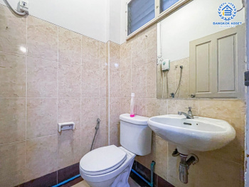 *****ทาวน์โฮมมือสองกรุงเทพฯ หมู่บ้าน เอกนคร วัชรพล เนื้อที่ 16 ตร.ว. ฟังก์ชัน 3 ห้องนอน 3 ห้องน้ำ 1 ที่จอดรถ บ้านสภาพดี บนทำเลเชื่อมต่อถนนสุขาภิบาล 5 ใกล้จุดขึ้นทางด่วน "รามอินทรา" และทางด่วน "วงแหวนตะวันออก" ราคาถูกพิเศษสุดในโครงการ