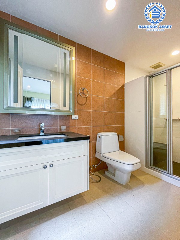 *****บ้านเดี่ยวมือสองนนทบุรี ม.ลัดดารมย์ ราชพฤกษ์-รัตนาธิเบศร์2 มีเนื้อที่สูงสุดเกือบ 98 ตร.ว บ้านสวยมาก พร้อมขาย กับฟังก์ชันสุดคุ้ม 5 ห้องนอน 5 ห้องน้ำ 2 ที่จอดรถ พิเศษฟรี! 5 เครื่องปรับอากาศ ทำเลดี ติดถนนใหญ่ เดิงทางสะดวก เหมาะกับทุกไลฟ์สไตล์ เชื่อมต่อถนนราชพฤกษ์, ชัยพฤกษ์ จองเลย!