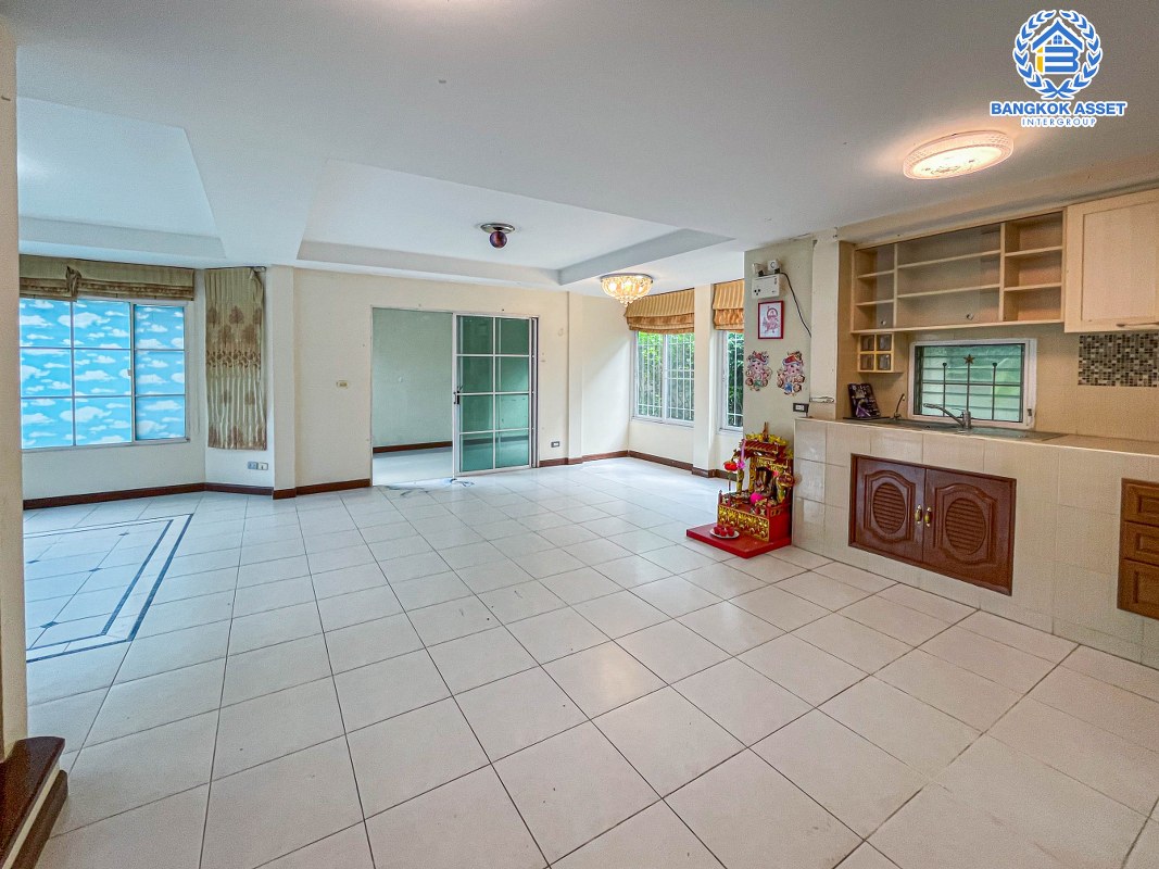 *****บ้านเดี่ยวมือสองนนทบุรี ม.ชัยพฤกษ์ บางบัวทอง บนเนื้อที่ 61.6 ตร.ว บ้านสวย ราคาถูก พร้อมฟังก์ชัน 4 ห้องนอน 3 ห้องน้ำ 1 ที่จอดรถ ทำเลเยี่ยม เหมาะกับทุกครอบครัว เข้า-ออกได้หลายเส้นทาง เชื่อมต่อถนนบางกรวย-ไทรน้อย, ถนนเทศบาล2 ใกล้ห้าง "เซ็นทรัลเวสเกต" และ โครงการรถไฟฟ้าสายสีม่วง "สถานีบางพลู"