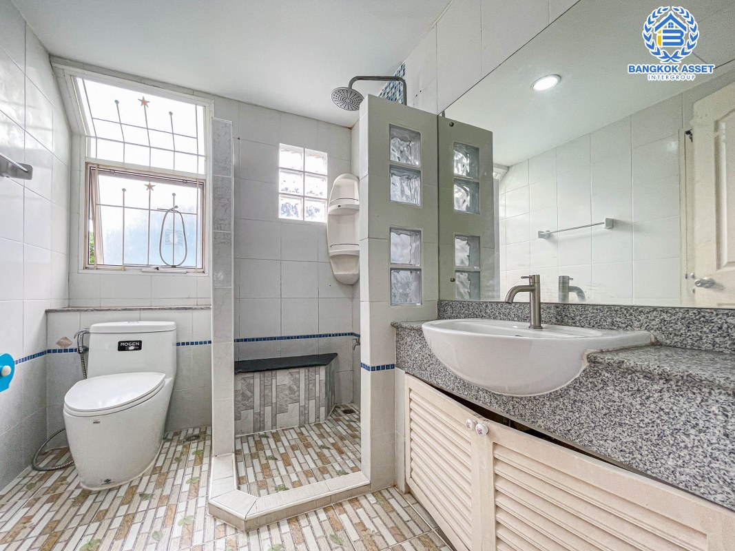 *****บ้านเดี่ยวมือสองนนทบุรี ม.ชัยพฤกษ์ บางบัวทอง บนเนื้อที่ 61.6 ตร.ว บ้านสวย ราคาถูก พร้อมฟังก์ชัน 4 ห้องนอน 3 ห้องน้ำ 1 ที่จอดรถ ทำเลเยี่ยม เหมาะกับทุกครอบครัว เข้า-ออกได้หลายเส้นทาง เชื่อมต่อถนนบางกรวย-ไทรน้อย, ถนนเทศบาล2 ใกล้ห้าง "เซ็นทรัลเวสเกต" และ โครงการรถไฟฟ้าสายสีม่วง "สถานีบางพลู"