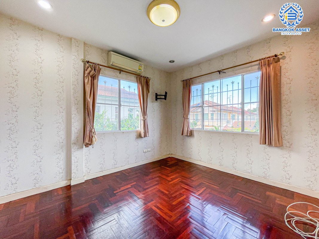 *****บ้านเดี่ยวมือสองนนทบุรี ม.ชัยพฤกษ์ บางบัวทอง บนเนื้อที่ 61.6 ตร.ว บ้านสวย ราคาถูก พร้อมฟังก์ชัน 4 ห้องนอน 3 ห้องน้ำ 1 ที่จอดรถ ทำเลเยี่ยม เหมาะกับทุกครอบครัว เข้า-ออกได้หลายเส้นทาง เชื่อมต่อถนนบางกรวย-ไทรน้อย, ถนนเทศบาล2 ใกล้ห้าง "เซ็นทรัลเวสเกต" และ โครงการรถไฟฟ้าสายสีม่วง "สถานีบางพลู"