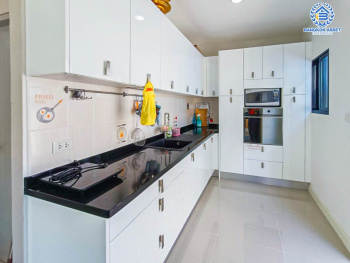 *****บ้านเดี่ยวมือสอง ปทุมธานี ม.เพฟ รังสิต เนื้อที่กว้างกว่า 60.10 ตร.ว. ฟังก์ชัน 4 ห้องนอน 3 ห้องน้ำ จอดรถได้ 2 คัน ภายในตกแต่งแบบโมเดิร์น โครงการตั้งบนทำเลศักยภาพ เข้า-ออกได้ทั้งถนนกาญจณาภิเษก(วงแหวน) ถนนคลองหลวง ถนนรามอินทรา ใกล้ฟิวเจอร์พาร์ครังสิต