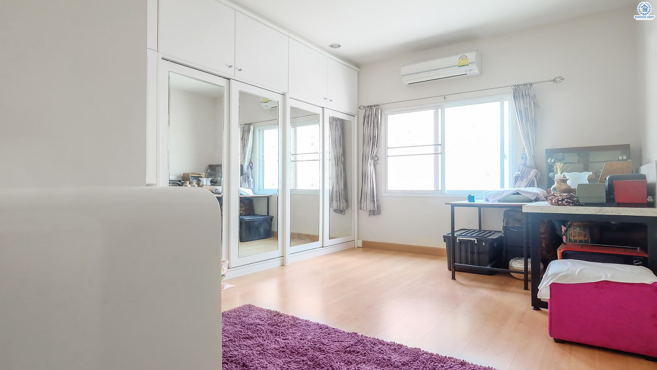 *****ทาวน์เฮ้าส์มือสองนนทบุรี ม.ปริญลักษณ์ไลท์ ราชพฤกษ์-พระราม5 ต่อเติมครบ พร้อมอยู่ บนเนื้อที่ 19.4 ตร.ว. ฟังก์ชัน 3 ห้องนอน 2 ห้องน้ำ 2 ที่จอดรถ ทำเลดีที่สุด ติด ถ.ราชพฤกษ์ ใกล้รถไฟฟ้าสายสีม่วง "สถานีบางรักน้อยท่าอิฐ" และทางด่วน "ศรีรัช" ในราคาพิเศษสุด!