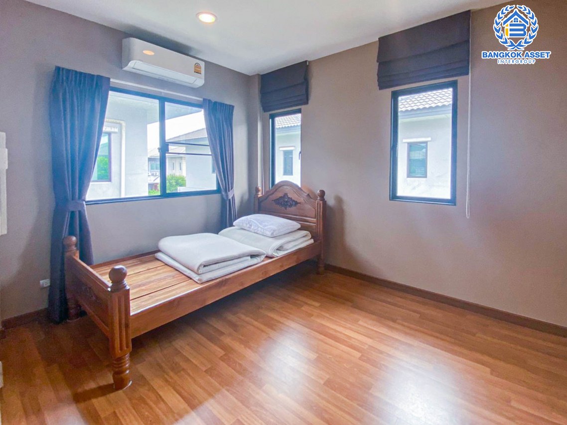 *****บ้านเดี่ยวมือสอง นนทบุรี ม.เซนโทร เวสต์เกต กาญจนาภิเษก บ้านคุณภาพจากแบรนด์ AP เนื้อที่มากถึง 51 ตร.ว. ฟังก์ชัน 3 ห้องนอน 3 ห้องน้ำ 2 ที่จอดรถ สภาพสวย พร้อมอยู่ แถมฟรี! เครื่องปรับอากาศ 4 เครื่อง บนทำเลดี ใกล้เซ็นทรัลเวสต์เกต และรถไฟฟ้าสายสีม่วง "สถานีคลองบางไผ่" และจุดขึ้นทางด่วน "งามวงศ์วาน"