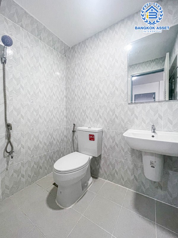 *****ทาวน์เฮ้าส์มือสองนนทบุรี ม.เปี่ยมสุข รัตนาธิเบศร์34 เนื้อที่ 19.5 ตร.ว บ้านสวยมีสไตล์ สีสวยงาม พร้อมฟังก์ชัน 3 ห้องนอน 2 ห้องน้ำ 1 ที่จอดรถ ทำเลทอง เดินทางสะดวก เชื่อมต่อถนนรัตนาธิเบศร์, ถนนสนามบินน้ำ, ถนนสนามบินเลี่ยงเมืองนนทบุรี ใกล้โครงการรถไฟฟ้าสายสีม่วง "สถานีสะพานพระนั่งเกล้า"