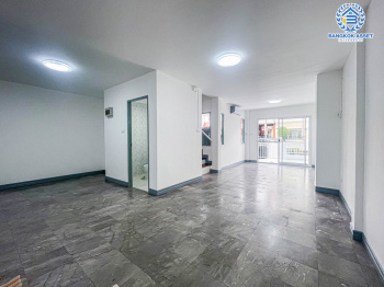 *****ทาวน์เฮ้าส์มือสองนนทบุรี ม.เปี่ยมสุข รัตนาธิเบศร์34 เนื้อที่ 19.5 ตร.ว บ้านสวยมีสไตล์ สีสวยงาม พร้อมฟังก์ชัน 3 ห้องนอน 2 ห้องน้ำ 1 ที่จอดรถ ทำเลทอง เดินทางสะดวก เชื่อมต่อถนนรัตนาธิเบศร์, ถนนสนามบินน้ำ, ถนนสนามบินเลี่ยงเมืองนนทบุรี ใกล้โครงการรถไฟฟ้าสายสีม่วง "สถานีสะพานพระนั่งเกล้า"