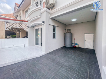 *****ทาวน์เฮ้าส์มือสองนนทบุรี ม.เปี่ยมสุข รัตนาธิเบศร์34 เนื้อที่ 19.5 ตร.ว บ้านสวยมีสไตล์ สีสวยงาม พร้อมฟังก์ชัน 3 ห้องนอน 2 ห้องน้ำ 1 ที่จอดรถ ทำเลทอง เดินทางสะดวก เชื่อมต่อถนนรัตนาธิเบศร์, ถนนสนามบินน้ำ, ถนนสนามบินเลี่ยงเมืองนนทบุรี ใกล้โครงการรถไฟฟ้าสายสีม่วง "สถานีสะพานพระนั่งเกล้า"