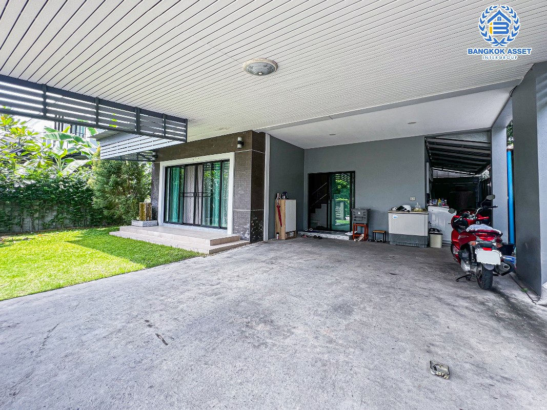 *****บ้านเดี่ยวมือสองกรุงเทพมหานคร จากโครงการสกาย ดอนเมือง-สรงประภา เนื้อที่ 52 ตร.ว บ้านสภาพดี ใหม่ พร้อมเข้าอยู่ ฟังก์ชัน 3 ห้องนอน 3 ห้องน้ำ 2 ที่จอดรถ พิเศษฟรี! 4 เครื่องปรับอากาศ ทำเลทอง! เดินทางสะดวก ใกล้สนามบินดอนเมืองและโครงกาารรถไฟฟ้าสายสีแดง "สถานีดอนเมือง"