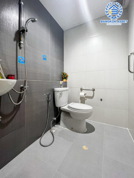 *****ทาวน์โฮมมือสองกรุงเทพมหานคร โครงการ บ้านใหม่2 พุทธบูชา เนื้อที่ 19.6 ตร.ว. ฟังก์ชัน 3 ห้องนอน 3 ห้องน้ำ 2 ที่จอดรถ บ้านใกล้สวน อยู่ต้นซอย ตกแต่งพร้อมอยู่ บนทำเลเชื่อมต่อถนนพุทธบูชา, ถนนประชาอุทิศ, ถนนพระะราม2 ใกล้จุดขึ้นทางด่วน "สุขสวัสดิ์" จองเลย!