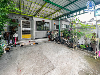 *****ทาวน์โฮมมือสองกรุงเทพมหานคร โครงการ บ้านใหม่2 พุทธบูชา เนื้อที่ 19.6 ตร.ว. ฟังก์ชัน 3 ห้องนอน 3 ห้องน้ำ 2 ที่จอดรถ บ้านใกล้สวน อยู่ต้นซอย ตกแต่งพร้อมอยู่ บนทำเลเชื่อมต่อถนนพุทธบูชา, ถนนประชาอุทิศ, ถนนพระะราม2 ใกล้จุดขึ้นทางด่วน "สุขสวัสดิ์" จองเลย!