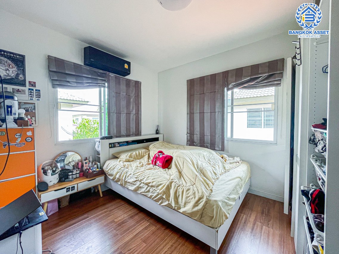 *****บ้านเดี่ยวมือสองนนทบุรี โครงการ พฤกษ์ลดา2 บางใหญ่ คุณภาพระดับ L&H เนื้อที่กว้างถึง 56 ตร.ว. พร้อมฟังก์ชัน 3 ห้องน้ำ 3 ห้องน้ำ 2 ที่จอดรถ บ้านต่อเติมห้องครัวอย่างดี มีห้องทานอาหาร บนทำเลเดินทางสะดวก เพียง 12 นาทีถึงเซ็นทรัลเวสต์เกต และรถไฟฟ้าสายสีม่วง "สถานีคลองบางไผ่" จองเลย!