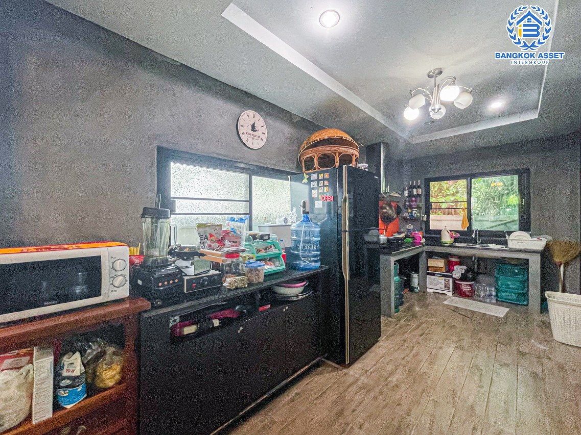 *****บ้านเดี่ยวมือสองนนทบุรี โครงการ พฤกษ์ลดา2 บางใหญ่ คุณภาพระดับ L&H เนื้อที่กว้างถึง 56 ตร.ว. พร้อมฟังก์ชัน 3 ห้องน้ำ 3 ห้องน้ำ 2 ที่จอดรถ บ้านต่อเติมห้องครัวอย่างดี มีห้องทานอาหาร บนทำเลเดินทางสะดวก เพียง 12 นาทีถึงเซ็นทรัลเวสต์เกต และรถไฟฟ้าสายสีม่วง "สถานีคลองบางไผ่" จองเลย!