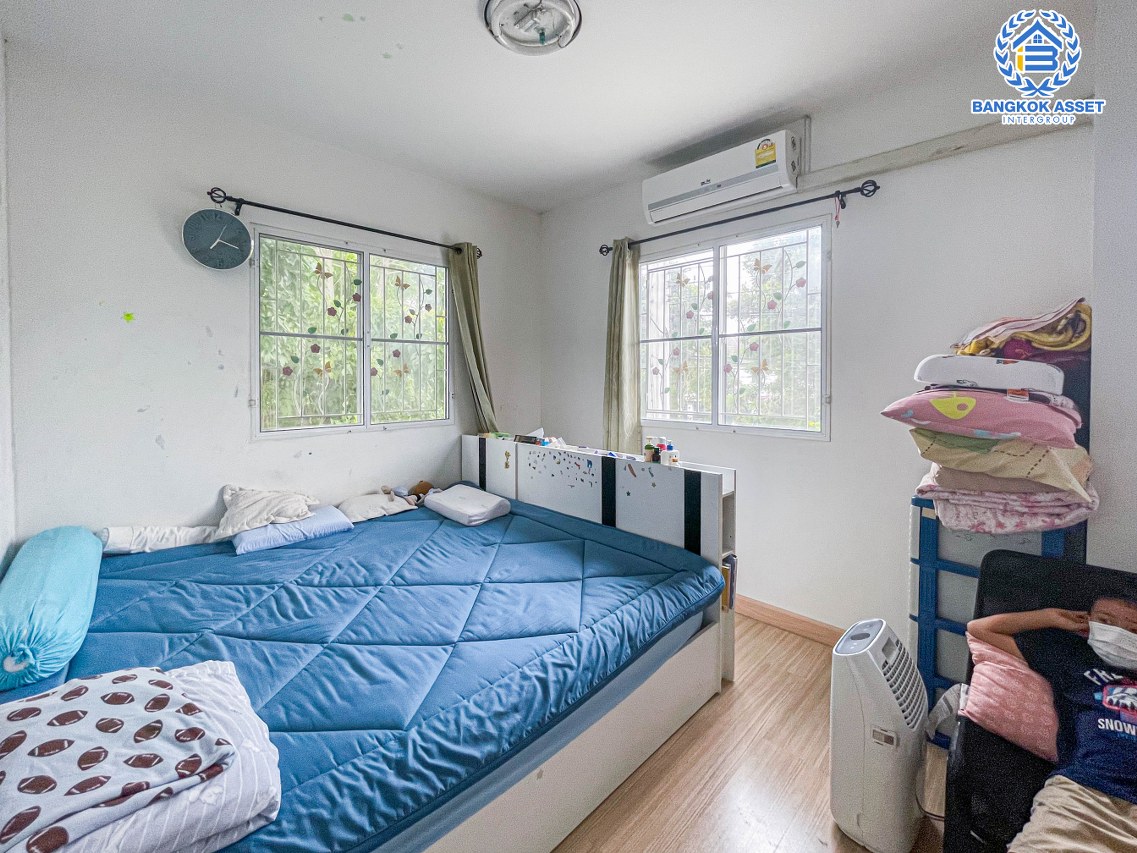 *****ทาวน์เฮ้าส์มือสองนนทบุรี โครงการ พฤกษา54 วงแหวนฯ-คลองถนน #หลังมุม เนื้อที่กว้างถึง 24.6 ตร.ว. ฟังก์ชัน 3 ห้องนอน 2 ห้องน้ำ 1 ที่จอดรถ มีพื้นที่บริเวณข้างบ้าน บนทำเลเยี่ยม เชื่อมต่อ ถนนกาญจนาภิเษก, ถนนรัตนาธิเบศร์ ใกล้รถไฟฟ้าสายม่วง "สถานีคลองบางไผ่" และทางด่วน