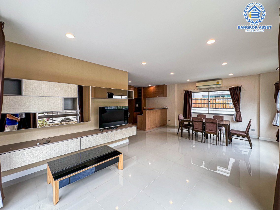 บ้านเดี่ยวมือสองนนทบุรี โครงการ เพอร์เฟคเพลส เฟส4 ราชพฤกษ์ #หลังมุม เนื้อที่กว้างเกือบ 60 ตร.ว. ฟังก์ชัน 3 ห้องนอน 3 ห้องน้ำ 2 ที่จอดรถ บ้านสวย พร้อมเข้าอยู่ หน้าบ้านไม่ติดใคร บนทำเลโซนเมือง เชื่อมต่อ ถ.ราชพฤกษ์, ถนนรัตนาธิเบศร์ ใกล้รถไฟฟ้าสายสีม่วง "สถานีไทรม้า" และทางด่วน