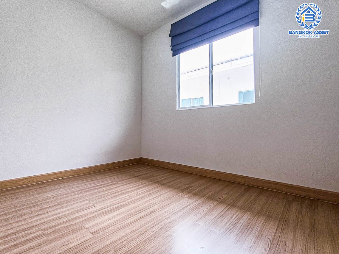 ทาวน์เฮ้าส์มือสองนนทบุรี โครงการ พฤกษาไพร์ม สถานีรถไฟฟ้าบางพลู-ราชพฤกษ์ เนื้อที่เกือบ 18 ตร.ว. ฟังก์ชัน 3 ห้องนอน 2 ห้องน้ำ 1 ที่จอดรถ แถมฟรี! 2 เครื่องปรับอากาศ 1 เครื่องทำน้ำอุ่น บนทำเลดี เพียง 8 นาทีก็ถึงรถไฟฟ้าสายสีม่วง "สถานีบางพลู" ใกล้จุดขึ้นทางด่วน "ศรีรัช" ราคาพิเศษ...