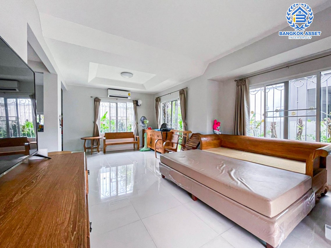 *****บ้านเดี่ยวมือสอง นนทบุรี หมู่บ้าน ชัยพฤกษ์ ปิ่นเกล้า-กาญจนาฯ เนื้อที่กว้างขวางกว่า 62.50  ตร.ว. ฟังก์ชัน 3 ห้องนอน 3 ห้องน้ำ จอดรถได้ 2 คัน บ้านสวย สภาพดี คุณภาพจากแบรนด์ LH ตั้งบนทำเลเดินทางสะดวก เชื่อมต่อถนนหลากหลายเส้นทาง ใกล้เซ็นทรัลเวสต์เกต ทางด่วน "กาญจนาภิเษก"  จองเลย!