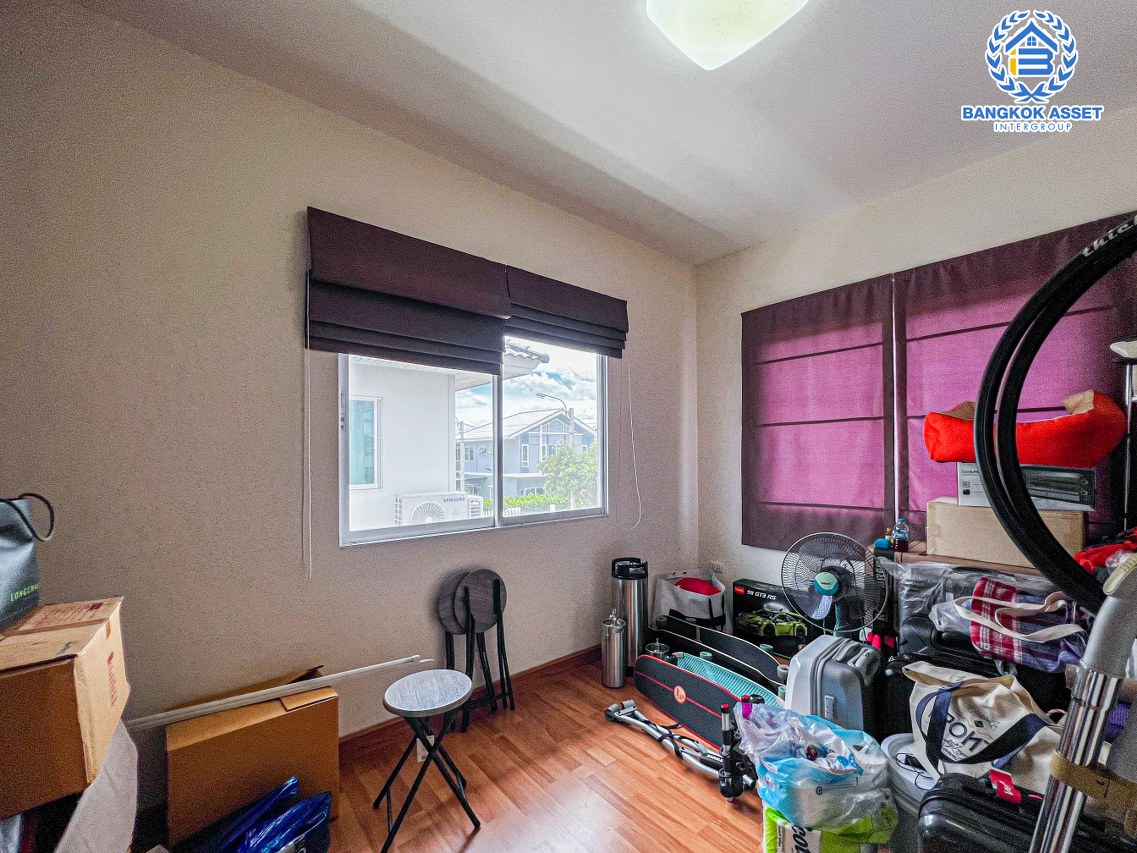 บ้านแฝดมือสองนนทบุรี โครงการ เพอร์เฟคพาร์ค พระราม5-บางใหญ่ #หลังมุม เนื้อที่กว้างเกือบ 37 ตร.ว. ฟังก์ชัน 3 ห้องนอน 2 ห้องน้ำ 1 ที่จอดรถ บ้านสภาพใหม่ 80-90% บนทำเลแห่งความสะดวกสบาย ใกล้รถไฟฟ้าสายสีม่วง "สถานีตลาดบางใหญ่" และจุดขึ้นทางด่วน "ศรีรัช" จองเลย!