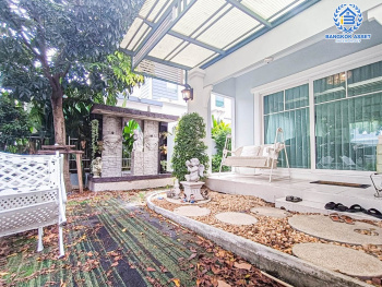 *****บ้านเดี่ยวมือสอง โครงการ วิลลาจจิโอ รังสิต-คลองสาม เนื้อที่ 55 ตร.ว. ฟังก์ชัน 3 ห้องนอน 3 ห้องน้ำ 2 ที่จอดรถ บ้านสวยพร้อมเข้าอยู่ เนื้อที่กว้างขวาง แถมฟรี! แอร์ และเครื่องดูดควัน บนทำเลที่ดี เข้า-ออกถนนหลายเส้นทาง ใกล้รถไฟฟ้าสายสีเขียว "สถานีคูคต" เชื่อมต่อดอนเมือง-โทลเวย์ จองเลย!