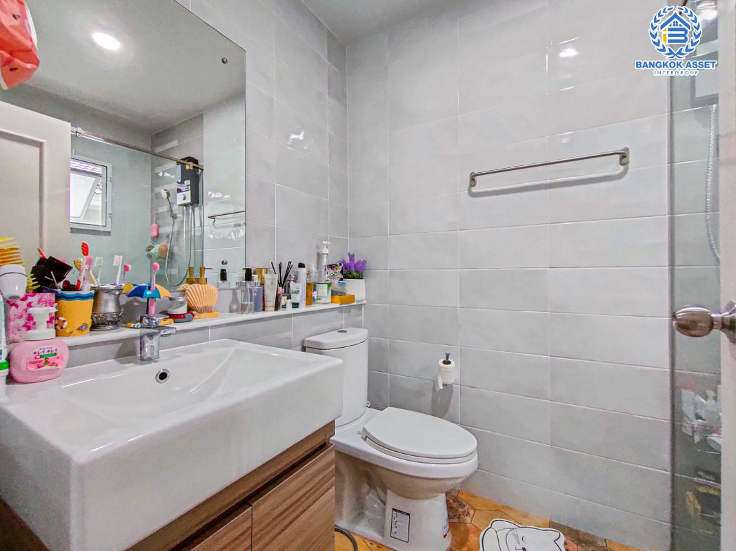 *****บ้านแฝดมือสองนนทบุรี จากโครงการ เพอร์เฟคพาร์ค แจ้งวัฒนะ-ปากเกร็ด เนื้อที่ 39 ตร.ว บ้านสภาพดีเหมือนใหม่ พร้อมต่อเติมพื้นที่ กับฟังก์ชัน 3 ห้องนอน 3 ห้องน้ำ 2 ที่จอดรถ ฟรี! 3 เครื่องปรับอากาศ ทำเลสงบ ใกล้แม่น้ำเจ้าพระยา เชื่อมต่อถนนชัยพฤกษ์, ถนนราชพฤกษ์