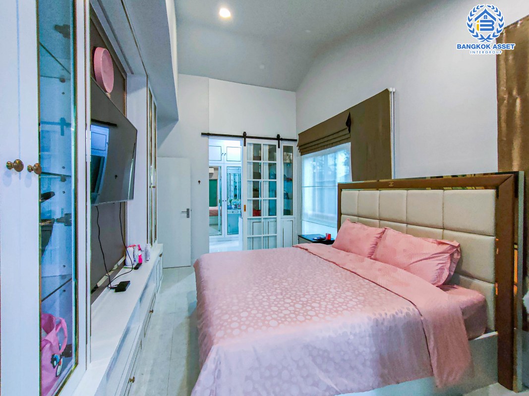 *****บ้านแฝดมือสองนนทบุรี จากโครงการ เพอร์เฟคพาร์ค แจ้งวัฒนะ-ปากเกร็ด เนื้อที่ 39 ตร.ว บ้านสภาพดีเหมือนใหม่ พร้อมต่อเติมพื้นที่ กับฟังก์ชัน 3 ห้องนอน 3 ห้องน้ำ 2 ที่จอดรถ ฟรี! 3 เครื่องปรับอากาศ ทำเลสงบ ใกล้แม่น้ำเจ้าพระยา เชื่อมต่อถนนชัยพฤกษ์, ถนนราชพฤกษ์