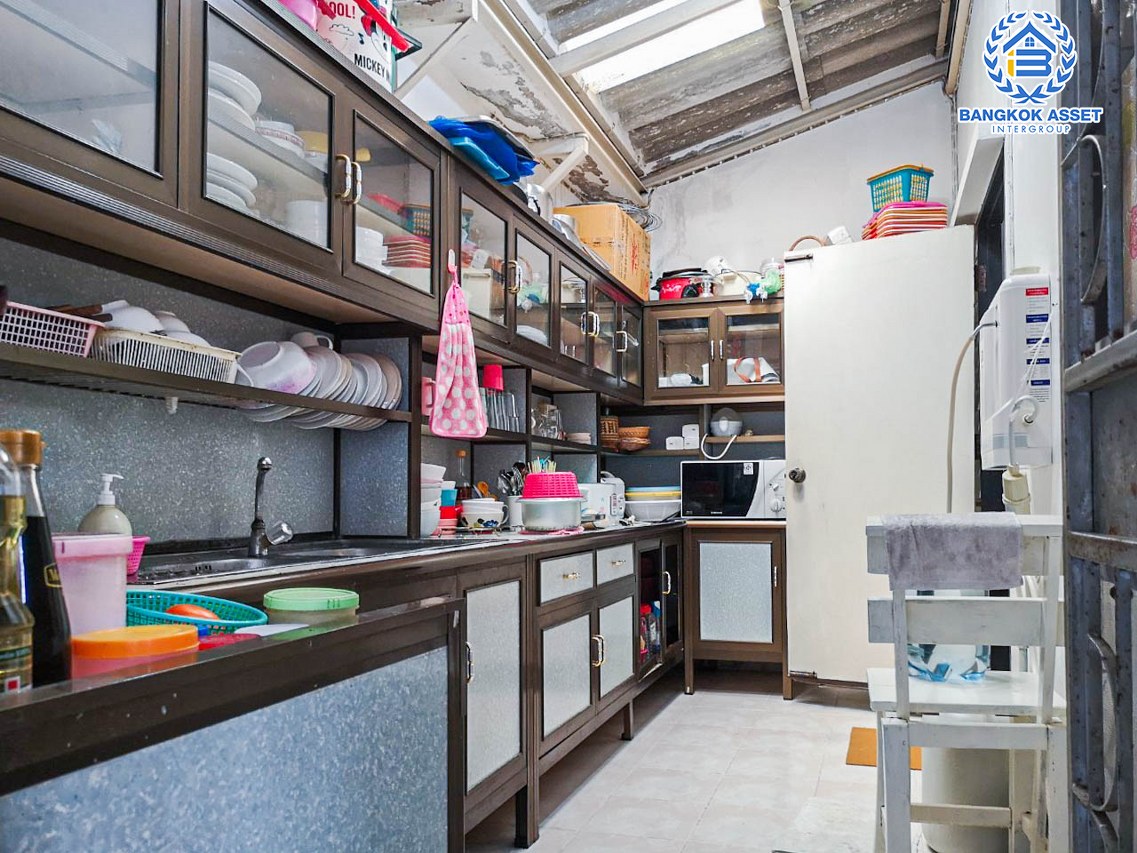 *****บ้านเดี่ยวมือสองปทุมธานี โครงการ มัฆวานรังสรรค์ รังสิต-นครนายก เนื้อที่กว้างขวางถึง 70 ตร.ว. ฟังก์ชัน 4 ห้องนอน 3 ห้องน้ำ 2 ที่จอดรถ บรรยากาศร่มรื่น บ้านพร้อมอยู่ พร้อมของแถมเพียบ! บนทำเลเดินทาง 30 นาทีถึงน้ำตก-นครนายก ใกล้จุดขึ้นทางด่วน