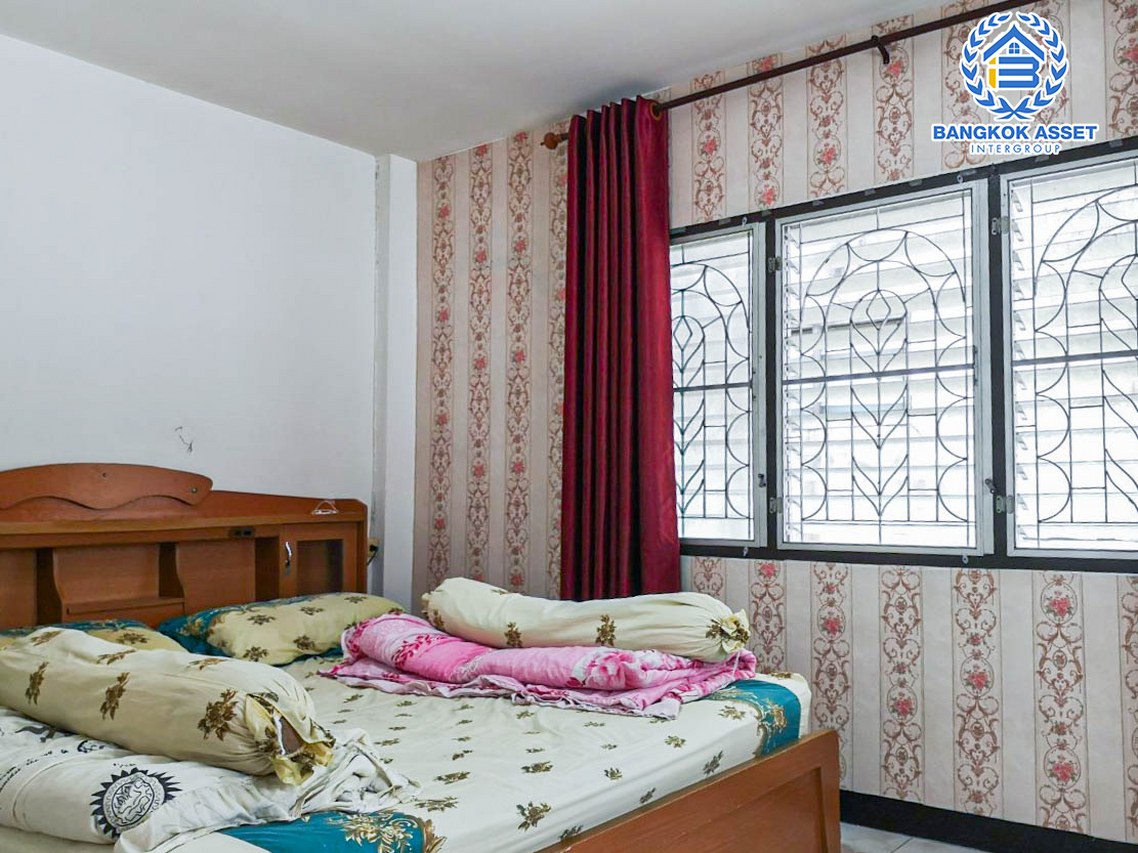 *****บ้านเดี่ยวมือสองปทุมธานี โครงการ มัฆวานรังสรรค์ รังสิต-นครนายก เนื้อที่กว้างขวางถึง 70 ตร.ว. ฟังก์ชัน 4 ห้องนอน 3 ห้องน้ำ 2 ที่จอดรถ บรรยากาศร่มรื่น บ้านพร้อมอยู่ พร้อมของแถมเพียบ! บนทำเลเดินทาง 30 นาทีถึงน้ำตก-นครนายก ใกล้จุดขึ้นทางด่วน