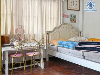 *****บ้านเดี่ยวมือสองปทุมธานี โครงการ มัฆวานรังสรรค์ รังสิต-นครนายก เนื้อที่กว้างขวางถึง 70 ตร.ว. ฟังก์ชัน 4 ห้องนอน 3 ห้องน้ำ 2 ที่จอดรถ บรรยากาศร่มรื่น บ้านพร้อมอยู่ พร้อมของแถมเพียบ! บนทำเลเดินทาง 30 นาทีถึงน้ำตก-นครนายก ใกล้จุดขึ้นทางด่วน