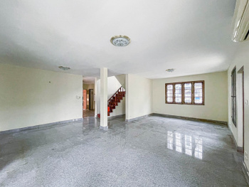 *****บ้านเดี่ยวมือสอง กรุงเทพ หมู่บ้าน บ้านภาณุ ปิ่นเกล้า-ตลิ่งชัน หลังมุม เนื้อที่กว้างขวางถึง 79.50  ตร.ว. ฟังก์ชัน 4 ห้องนอน 4 ห้องน้ำ ที่จอดรถ 2 คัน บ้านหลังใหญ่ ได้พื้นที่ใช้สอยกว้างขวาง ภายในสภาพสวยงาม การเดินทางสะดวกสบาย เชื่อมต่อถนนกาญจนาภิเษก, ถนนพุทธมณฑลสาย2 ใกล้ทางด่วน "ศรีรัช" จองเลยวันนี้!